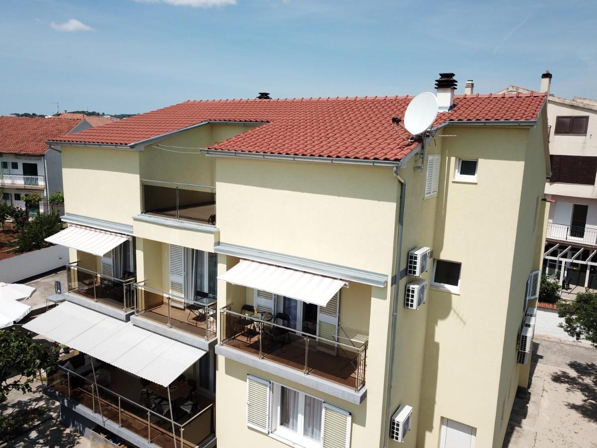 House Roca Appartamento Vodice